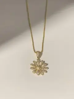 G-DRAGON デイジー　フラワーネックレス　ゴールド
