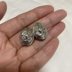 Item thumbnail for item 76b05ba8-a140-4ac6-807f-78f9b8f8aa03