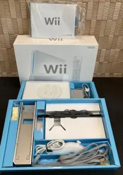 極美品　Nintendo wii 本体　付属品完備