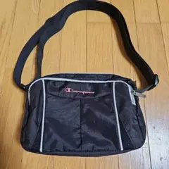 チャンピオン　ショルダーバッグ