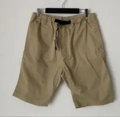 ベージュ ショートパンツ ドローストリング付き