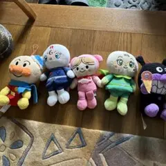 アンパンマン　ぬいぐるみ