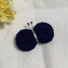 ⚮̈ ハンドメイド⚮̈ 刺繍ブローチ　ちょうちょ　Tシャツに付けてもキュート
