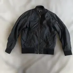 UNIQLO ブラック MA-1ジャケット 140cm
