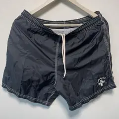 ライフガード 黒 ショートパンツ