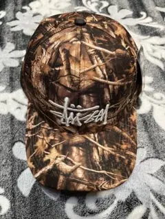 Stüssy 迷彩キャップ