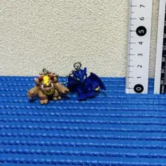 チョコボスイング　ベヒーモス　バハムート　レトロ　フィギュア　キーホルダー y