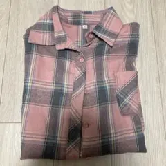 ピンクのオシャレなシャツ！