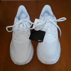 NIKE ナイキ レボリューション5