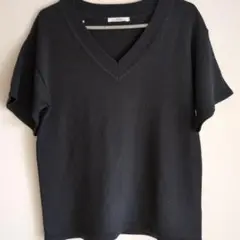 fifth 黒 Vネック 半袖セーター