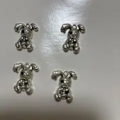 ウサギのシルバー金属チャーム4個セット