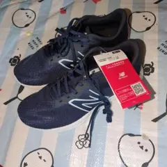 新品タグ付きNew Balance ネイビー スニーカー歩き安く疲れません幅広