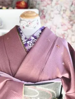 【ラメを織り込んだ小紋 刺繍 お得品】