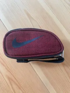 Nike ダークレッド ボールケース