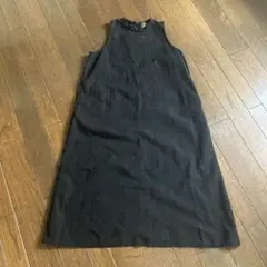 オローネ　タンディトーン　黒ワンピース　リネンワンピース　ノースリーブワンピース