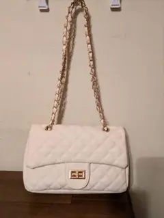 ホワイト ショルダーバッグ