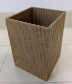 ニトリ 木製ペン立て 四角形