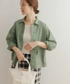 極美品✨定価１万❤️　カーキ　ドアーズ　コットンミリタリーシャツジャケット