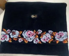 FEILER 別珍生地 バラ刺繍ポーチ
