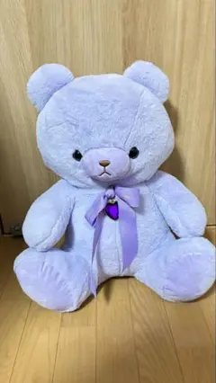 薄紫色のくまのぬいぐるみ