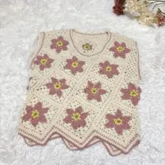 s.815 ニットベスト 編み込み 花 ピンク×ホワイト かわいい 個性的