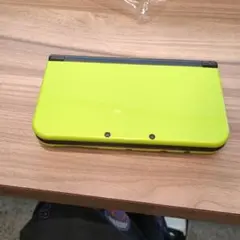 【良品】Newニンテンドー3DSLL ライム/ブラック 本体 動作品