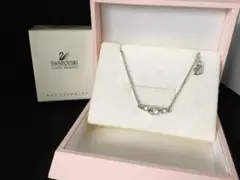 Swarovski クリスタル ネックレス スワンチャーム付き【268】