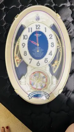 RHYTHM リズム QUEEN ELIZABETH 2 電波時計 掛け時計 美品 廃番品 RHYTHM QE2 QUEEN ELIZABETH 2 電波時計 - メルカリ