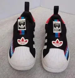 adidas キッズスリッポンシューズ ブラック　JP180サイズ