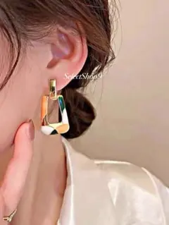 新品未使用品♡美品グリーンオレンジゴールドヴィンテージ海外インポート韓国ピアス