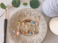 Item thumbnail for item 2af5215e-b56b-4f80-b4c1-1e8b1d8e64ee