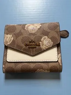 【極美品】coach ミニウォレット 花柄