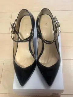 Item thumbnail for item 4e6f2fce-58b1-4cbf-9137-a20d042ca6a9