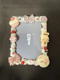 Item thumbnail for item ebc272d9-cd91-4db7-8cc9-f03d9ab5e073