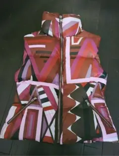 エミリオプッチイエロー裏プッチ柄ダウンベストお値下げ 2025年最新】EMILIO PUCCI レディース ダウンベスト