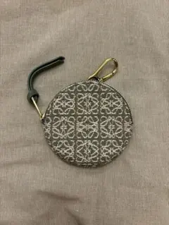 Item thumbnail for item 2f6986d7-097c-427f-b5a6-b0372d3719ea