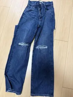 EVRIS ダメージストレートジーンズ