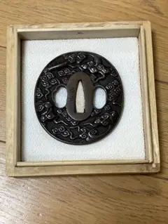 刀の鍔 龍と雲 石黒銘