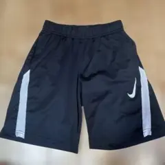 Nike DRI-FIT ブラック ハーフパンツ M