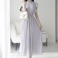 mily bilet プリーツ加工シアーフリルワンピース