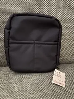 新品未使用　タグ付　無印良品 ナイロンメイクポーチ　ブラック