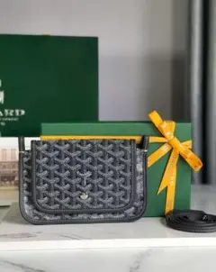 Goyard グレー スマホショルダーバッグ
