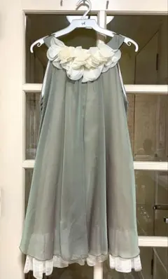 150 ノースリーブワンピース フラワーモチーフ付き 結婚式 発表会