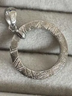 ギベオンシルバーペンダントトップ