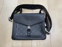 ルイヴィトン メンズ メッセンジャーバック