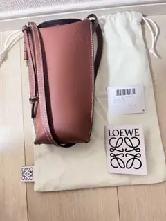 【1/4限定新春価格!】【新品】ロエベ スマホポシェット