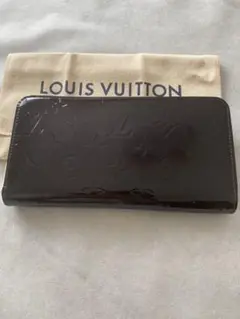 ルイヴィトン モノグラム ヴェルニ ジッピーウォレット 長財布