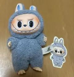 ラブブ レプリカです。