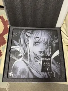 GLSSWRKS KAZEMI ガラスマウスパッド50×50cm日本限定　美品