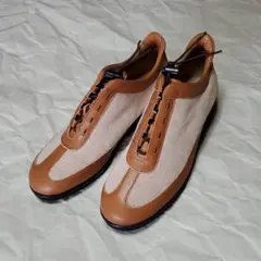 【超お買い得】軽やか2色コンビシューズ